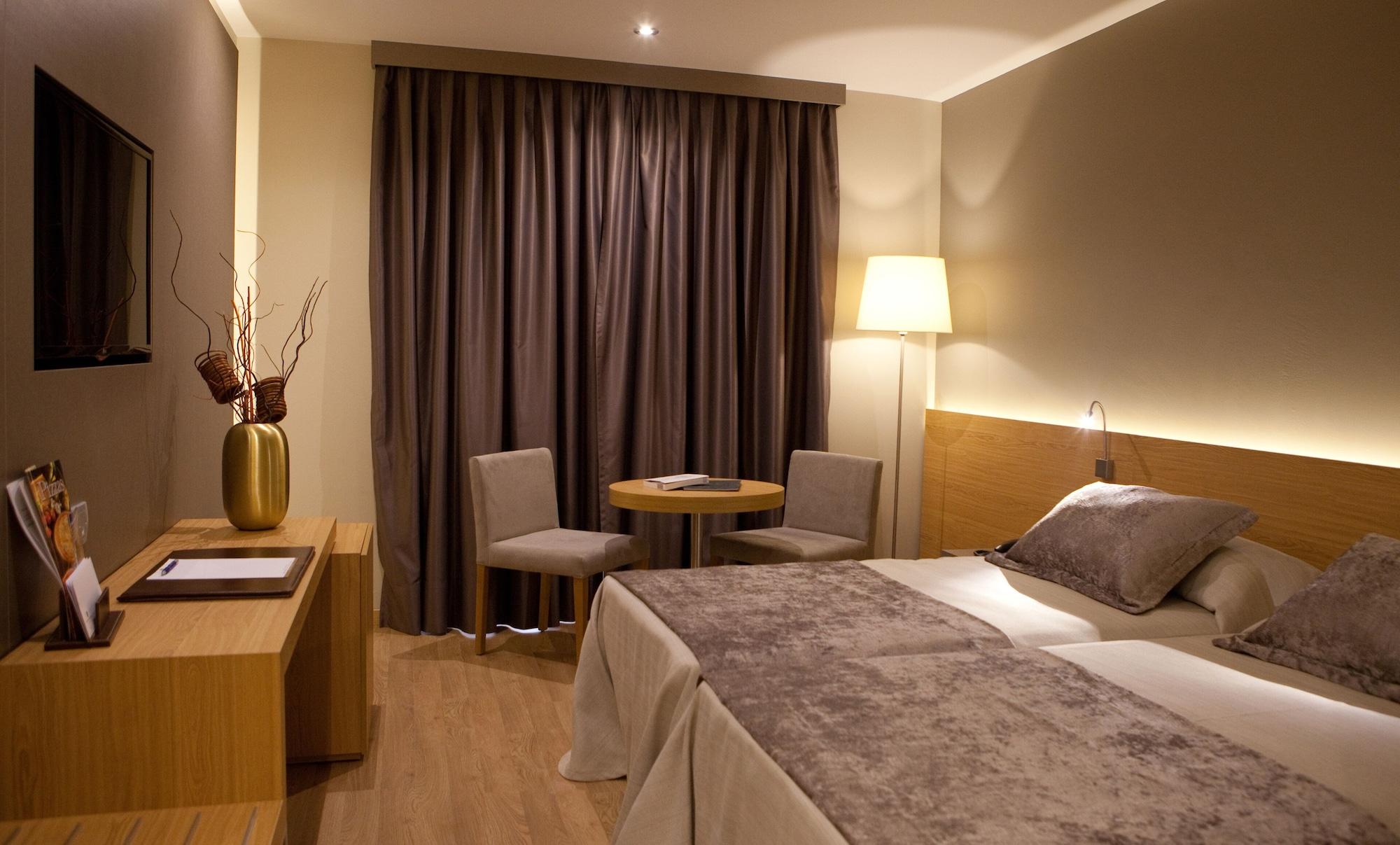 Hotel M.a. Congresos 4*